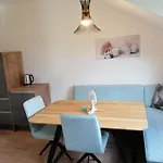 아파트 Fabiella Mit Balkon 밀슈타