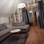 Fabiella Mit Balkon *