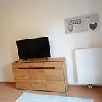Fabiella Mit Balkon 아파트 밀슈타